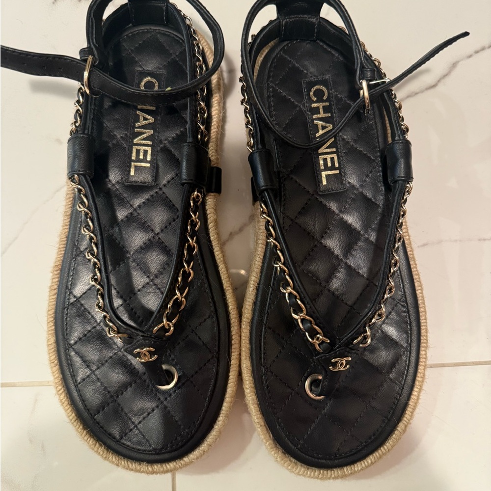 Sold Out 2021 Chanel Interlocking CC Logo Espadrille Sandals - barely worn